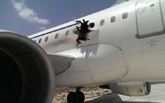 Somalia arrests aviation officials over plane bombing